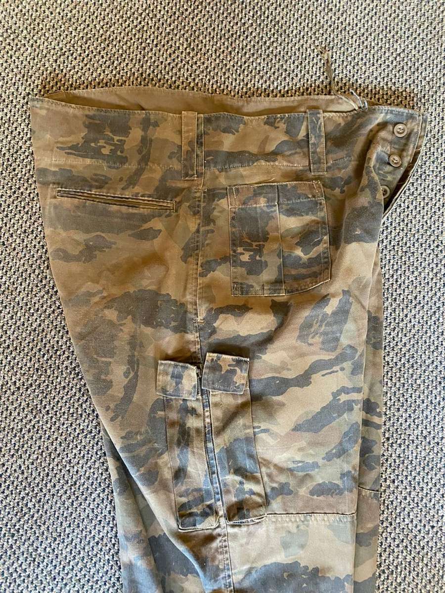 RAILWAY POLICE CAMO TROUSERS-SIZE 42- PIPE LENGTH 76-USED CONDITION-LABELLED AND DATED 1984-NEEDS RE