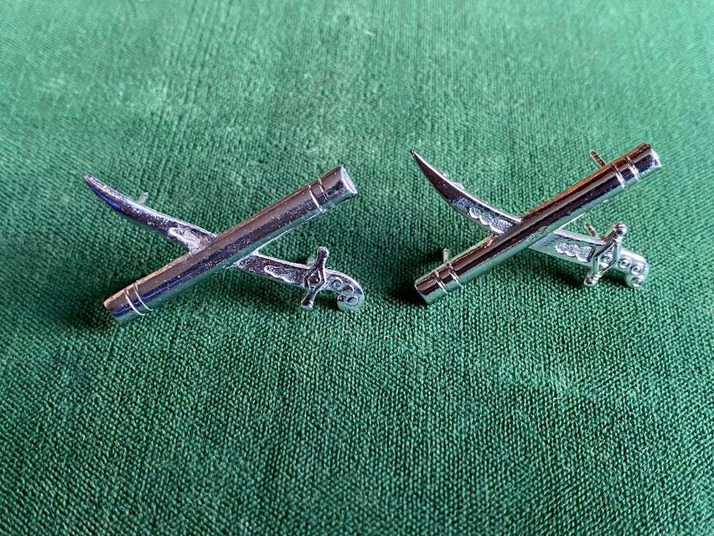 ARMY GENERAL CHROME,MESS DRESS BADGE PAIR-PINS INTACT