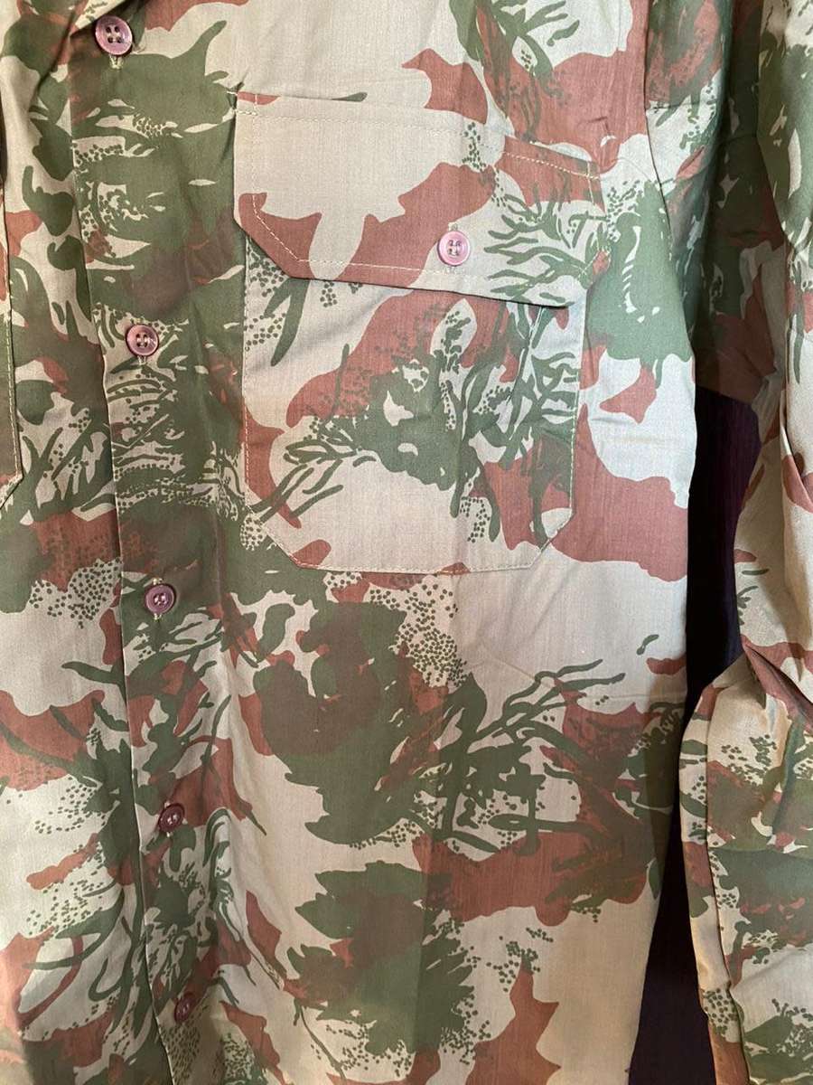 POLICE TASK FORCE 2ND PATTERN CAMO LONG SLEEVE SHIRT-SIZE LARGE-MEASRUES 58CM ARMPIT TO ARMPIT-CONDI