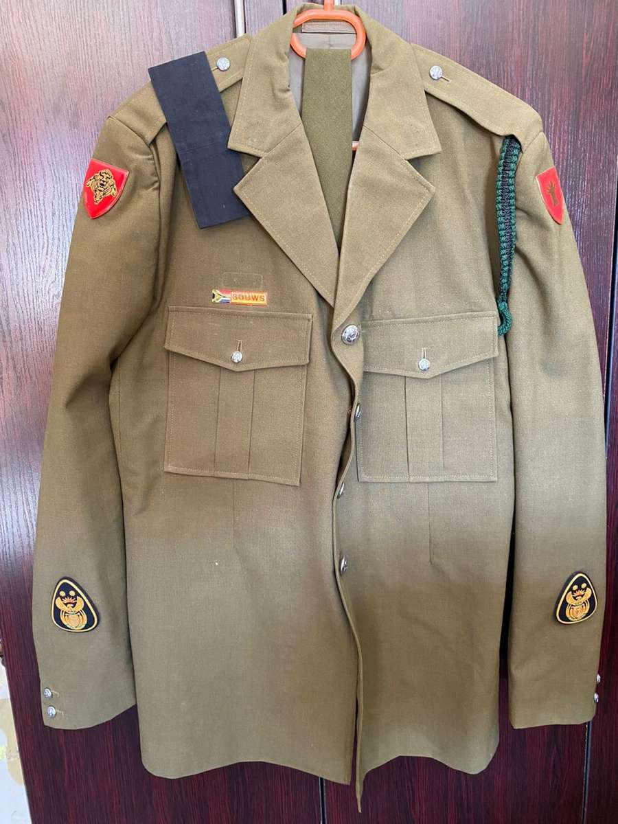 SA STEPOUT JACKET,WITH LANYARD RANKS AND FLASHES-SIZE LARGE-MEASURES 58CM ARMPIT TO ARMPIT-COMES WIT