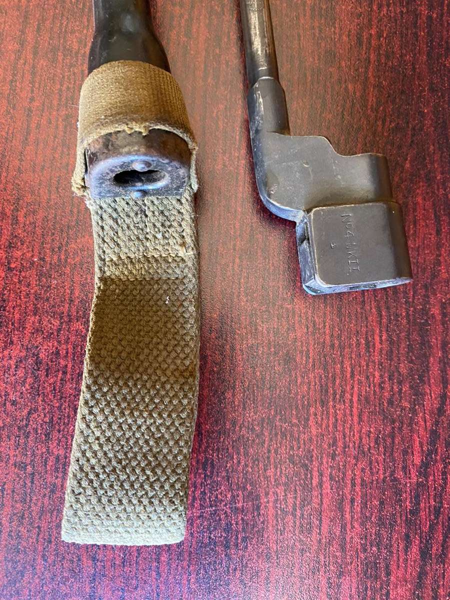 .303 RIFLE NO 4 MK11 SAVAGE BAYONET,WITH VICTORY PLASTIC SCABBARD AND WEBBING FROG-VERY GOOD CONDITI