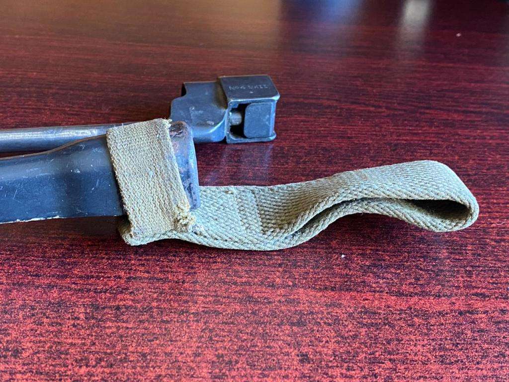 .303 RIFLE NO 4 MK11 SAVAGE BAYONET,WITH VICTORY PLASTIC SCABBARD AND WEBBING FROG-VERY GOOD CONDITI