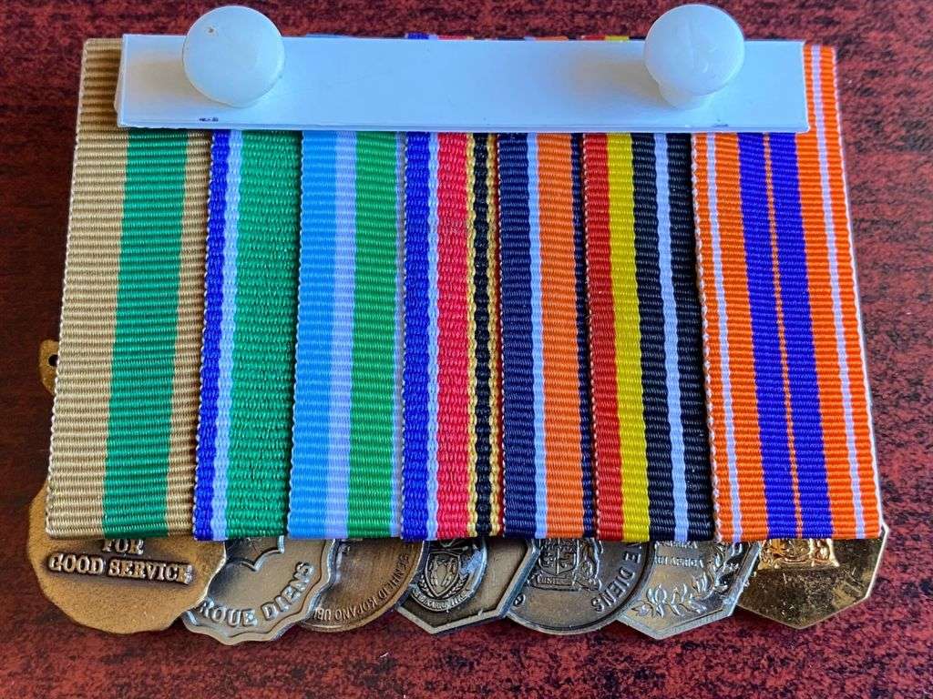 MOUNTED MINIATURE MEDAL GROUP