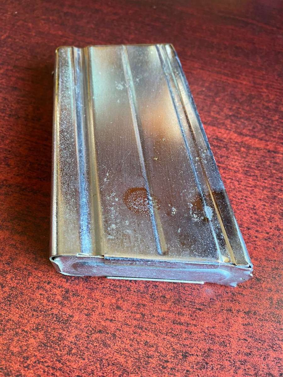 CHROMED R1 MAGAZINE-GOOD WORKING CONDITION-USED FOR CEREMONIAL PURPOSES/STATE PRESIDENTS GUARD