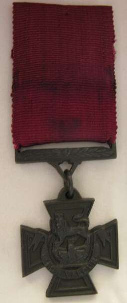 VICTORIA CROSS FULL SIZE - REPRODUCTION