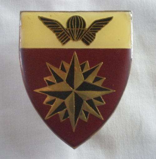RECEE/5SPECIA FORCES REGIMENT FLASH -ORIGINAL-3PINS-POST 1SEPT 1995