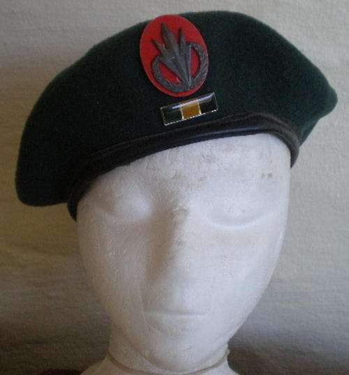 4 SA INFANTRY BERET-WORN 1984-2003-GOOD CONDITION