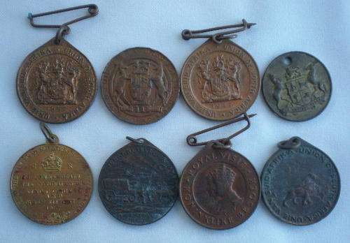SELECTION OF OLD MEDALLIONS 8 IN TOTAL