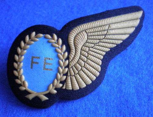 SAAF TUPPER FLIGHT ENGINEERS CHEST PIN BADGE GOLD FOR 1000 FLYING HOURS & MORE-3 PINS