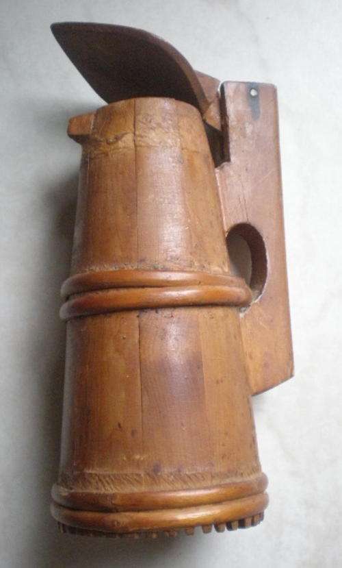 BOER WAR-PRISONER OF WAR WOODEN JUG MADE IN CEYLON-HEIGHT 20CM-DIAMETER AT BASE 9 CM
