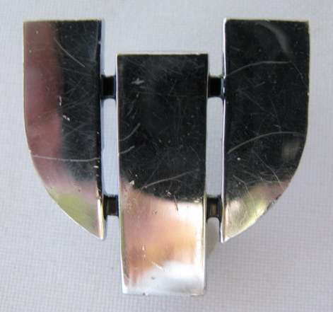 RHODESIA PSYCHOLOGICAL OPERATIONS UNIT CHROME CAP BADGE-WORN 1977-1980-2 LUGS