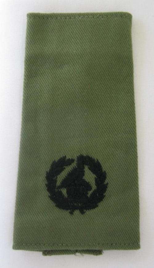 ZIMBABWE ARMY MAJOR RANK SLIP ON-SINGLE