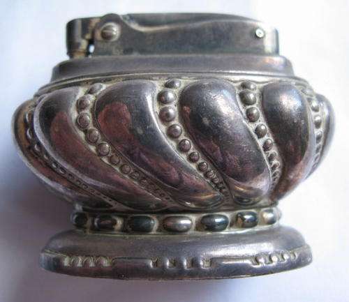 RONSON CROWN TABLE LIGHTER-NEEDS REFUELING