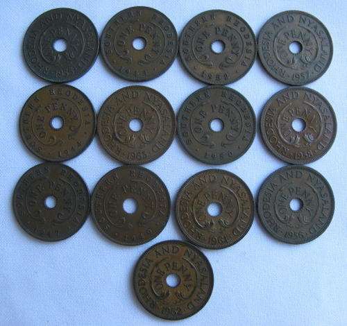 SOUTHERN RHODESIA & NYASALAND ONE PENNY-FOLLOWING DATES SOLD TOGETHER:1943/44/47/49/50/52/55/56/57/5