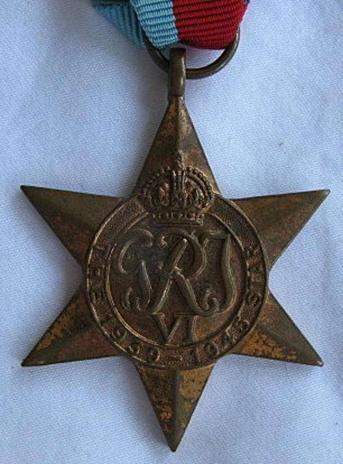 WW2 1939 - 45 FULL SIZE MEDAL AWARDED TO 94187 R.C.K.H.T. BATE