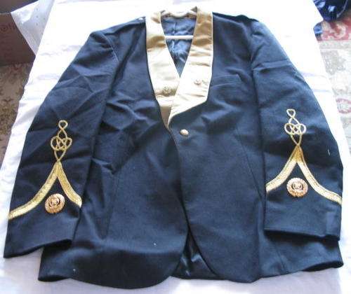 SA RAILWAY POLICE MESS DRESS JACKET SIZE LARGE - MEASURES 53CM ARMPIT TO ARMPIT - LABELLED AND DATED