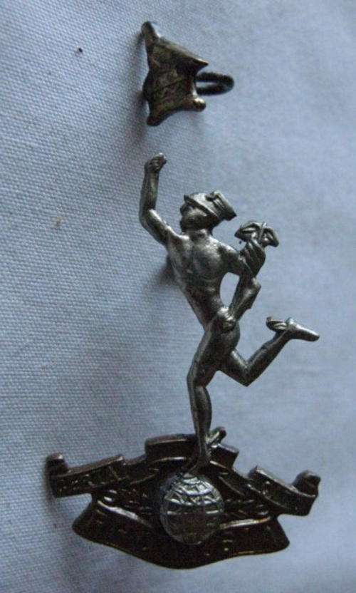 RHODESIA CORPS OF SIGNALS BI-METAL CAP BADGE WORN 1971 - 1980 - LUGS INTACT