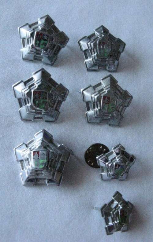 SA ARMY CASTLE RANK BADGES IN CHROME - 2 X SMALL AND 5 X LARGE - 2 PINS MISSING