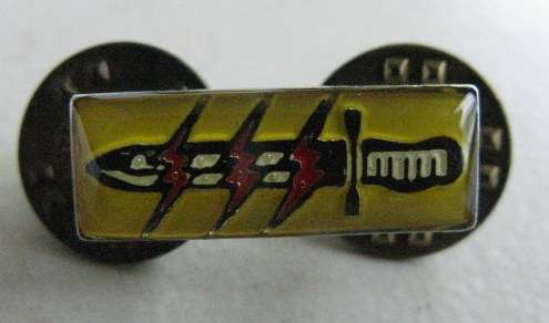 61 MECHANISED BATTALION GROUP MESS DRESS OPERATIONS PARTICIPATION BADGE - 2 PINS - GUARANTEED ORIGIN