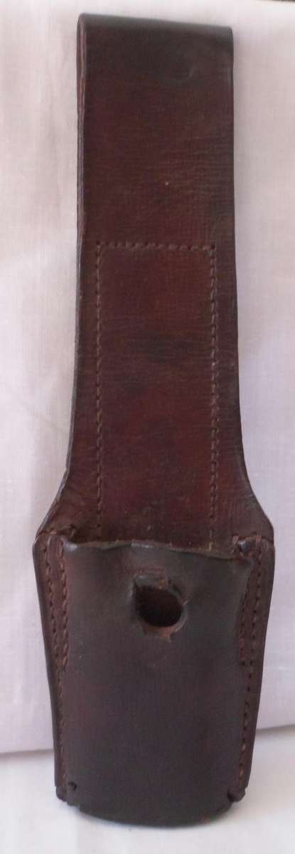 BRITISH 1914 PATTERN LEATHER EQUIPMENT FROG