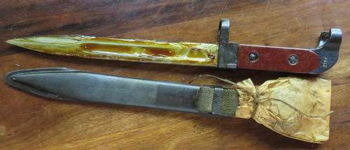 EAST GERMAN AK 47 BAYONET STILL IN SEALED CONDITION-THIS MPIK BAYONET WAS WELL FINISHED WITH DEEP BL