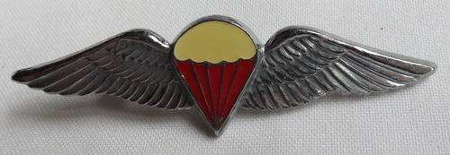 SA PARACHUTE FREEFALL,CHROMED & ENAMEL WING-FULL SIZE-WORN FROM THE 1970'S- 2 PINS