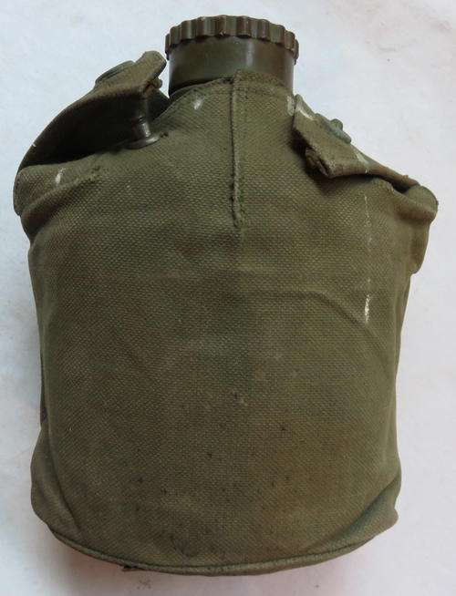 RHODESIAN WATER BOTTLE IN COMPLETE CONDITION