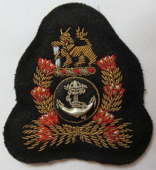 SA NAVY WARRANT OFFICERS CAP BADGE-BULLION WIRE