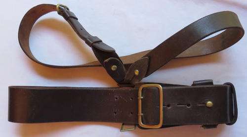 SAM BROWN BELT IN COMPLETE CONDITION WITH SHOULDER STRAP