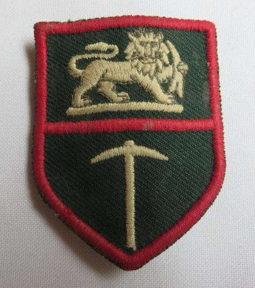 RHODESIAN ARMY EMBROIDERED CLOTH FLASH ON METAL BACKING
