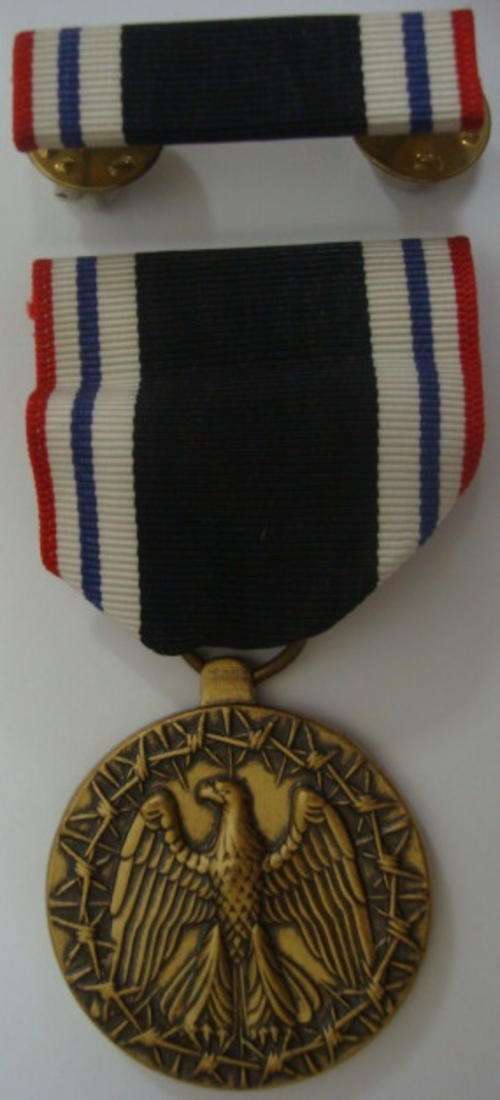 U.S.A MEDAL AWARDED FOR HONORABLE SERVICE WHILE A PRISONER OF WAR-FULL SIZE UNNAMED.