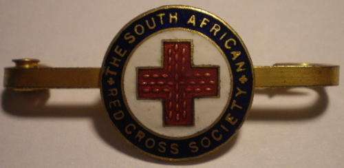 NO. A1375)  S.A. RED CROSS SOCIETY SWEETHEART BROOCH.