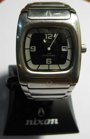 NIXON - THE EL DORADO - STEEL WATCH.