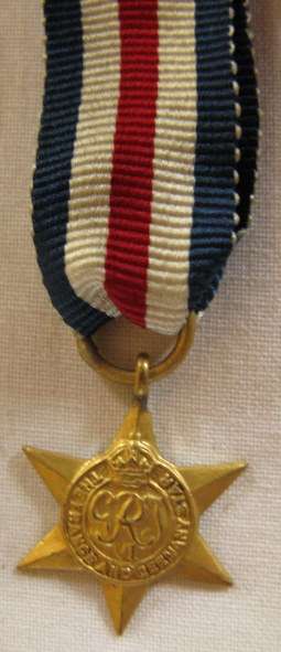 NO. 4327)  WW2 - FRANCE & GERMANY STAR.  MINIATURE.