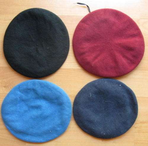 NO. 5200)  SADF BERETS SOLD TOGETHER - SERVICES/ENGINEERS/TECHNICAL CORPS & MEDICAL CORPS