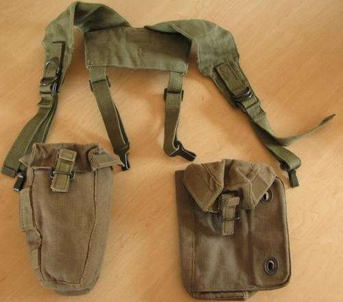 RHODESIAN WEBBING - FOLLOWING SOLD TOGETHER:  PADDED SHOULDER YOKE COMPLETE WITH D-RINGS CLIPS & STR