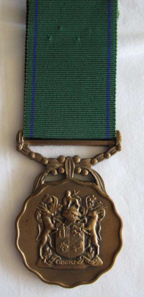 SADF GOOD SERVICE 10 YEAR MEDAL - FULL SIZE 3RD TYPE NUMBERED 95991
