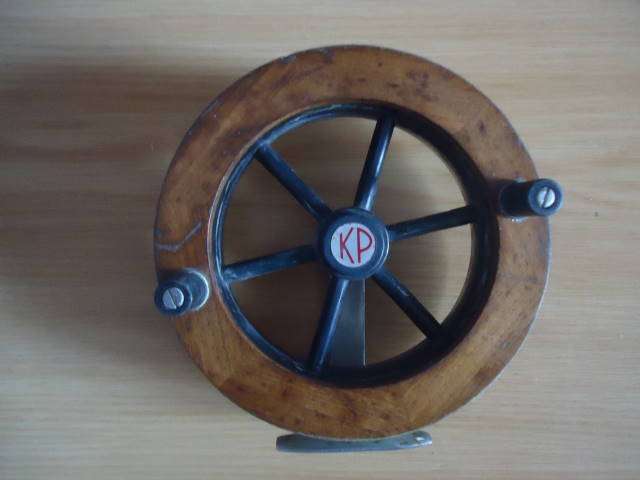 ******SIX INCH DELUXE KP (Keith Palmer) SCARBOROUGH REEL SPOOLED WITH BRAID ******