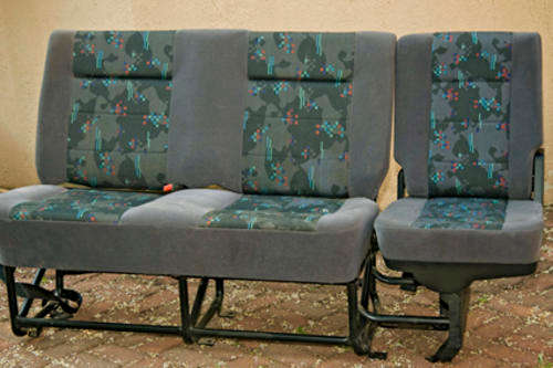 V/W KOMBI MODEL 2000 SEAT - NEVER USED