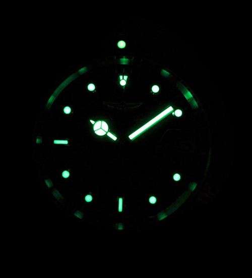 Invicta Gents Automatic 24 Jewels Pro-Divers 200m Watch++Awesome 40 mm Submariner Style-TOP WATCH!