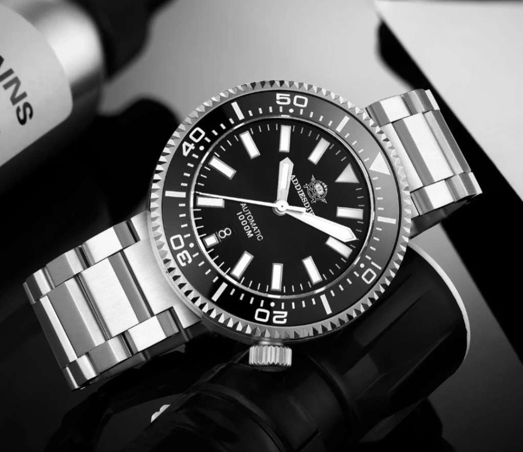 WOW-Spectacular!!-1000m Deapsea Diver Addies 6H Automatic Seiko mvt With Helium safety valve!!