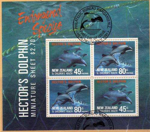 NEW ZEALAND 1991 "HECTOR'S DOLPHIN" MINI SHEET V.F. USED. SG MS 1622. CAT 6,50 POUNDS.