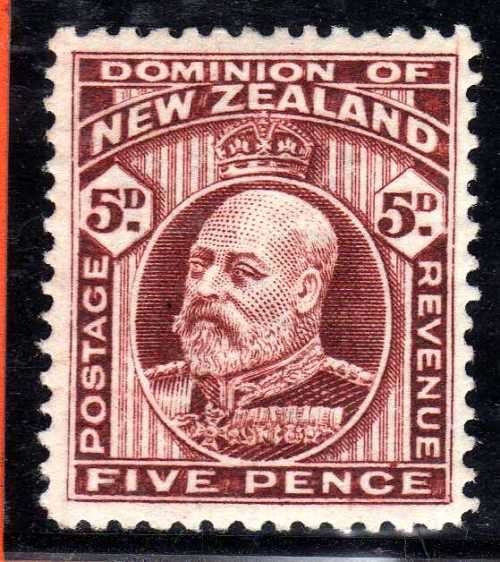 NEW ZEALAND 1909 DEFIN 5d RED BROWN PERF 14 MOUNTED MINT. SG 397a. CAT 26 POUNDS.