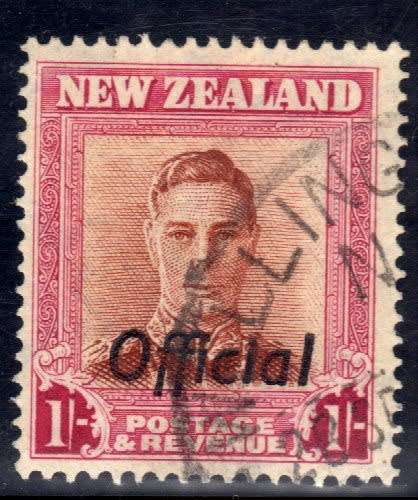 NEW ZEALAND 1938-51 OFFICIAL 1/- V.F.U. SG O 157a. CAT 12 POUNDS.