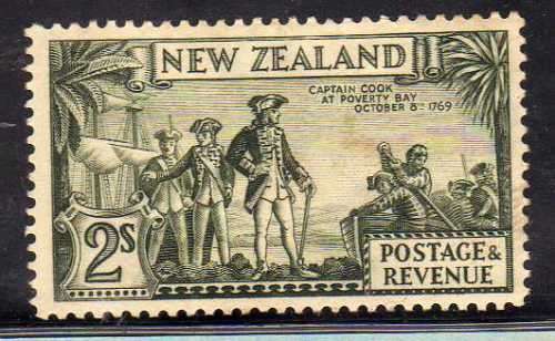 NEW ZEALAND 1936-42 DEFIN 2/- PERF 13,5 x 14 MOUNTED MINT. SG 589c. CAT 300 POUNDS.
