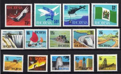 RHODESIA 1970 ORIGINAL DEFIN SET OF 14 UMM. SACC 196-214. CAT R621 (2019-20)