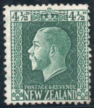 New Zealand 1915 Definitive 4½d green perf 14 x 13½ mint no gum. SG 423. Cat £18 (2022)