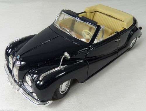 1955 BMW 502 1:18 die cast model