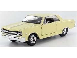 1965 Chevrolet Malibu SS die cast model