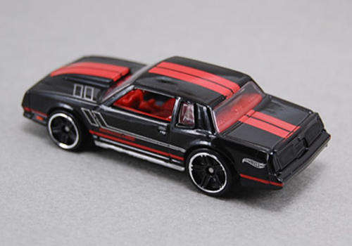 Hot Wheels '86 MONTE CARLO SS die cast model